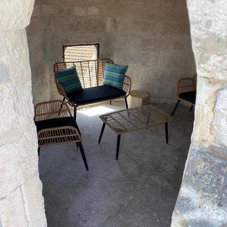 La Tour 2: Appart Neuf Au Coeur De La Petite Venise LʼIsle-sur-la-Sorgue Εξωτερικό φωτογραφία