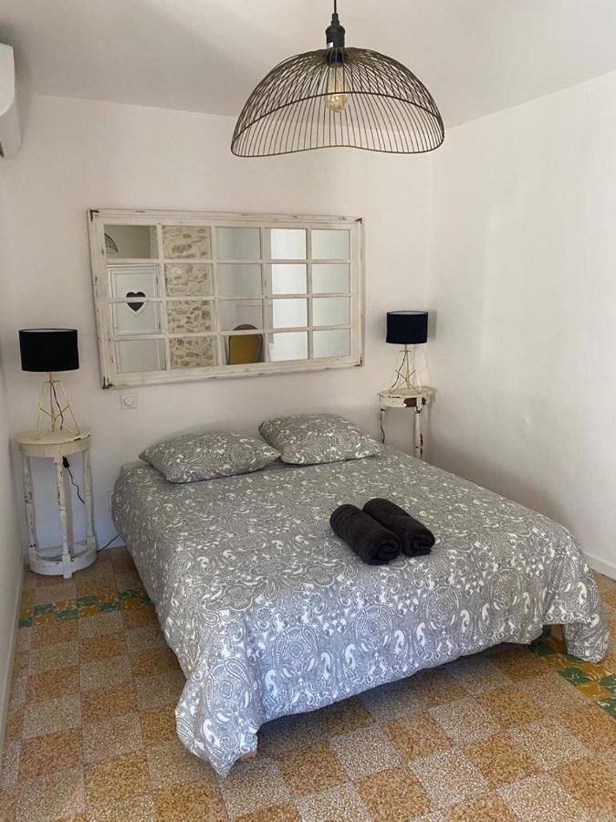 La Tour 2: Appart Neuf Au Coeur De La Petite Venise LʼIsle-sur-la-Sorgue Εξωτερικό φωτογραφία